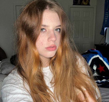 fat black onlyfans erotic image