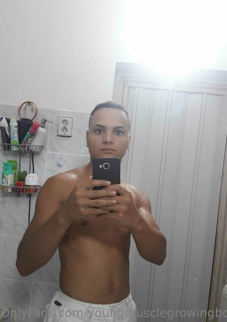 youngmusclegrowingboy exclusive pornstar gallery