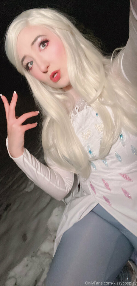 kissycosplay pornstar adult image