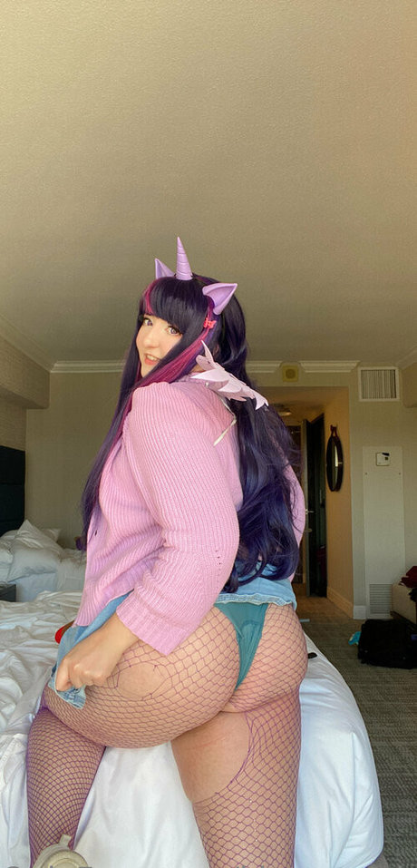 kissycosplay best star photos