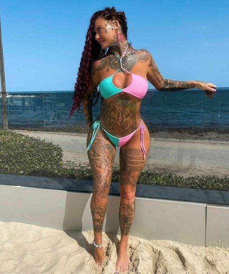 two onlyfans porn pics