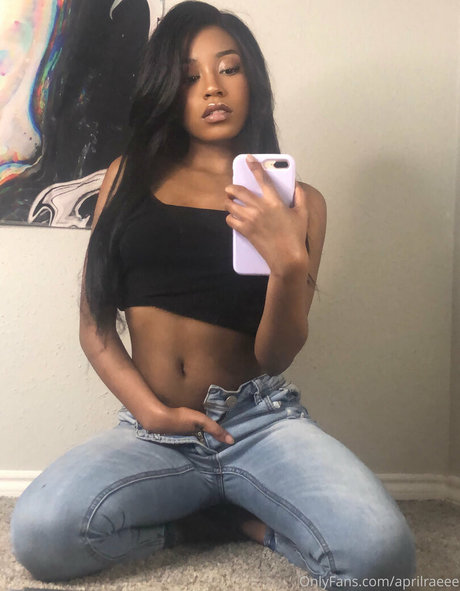 aprilraeee model top galleries