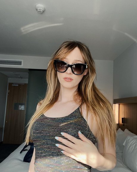 gloryhole wife onlyfans hot sexy image