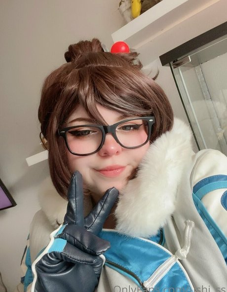 ushi ss high quality actress pictures