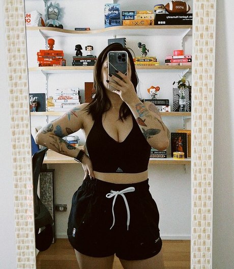 Pathy Dos Reis pornstar naked pics