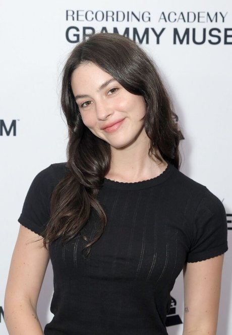 Gracie Abrams naked actress img