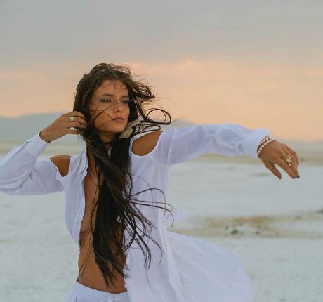 Jade Chynoweth model img