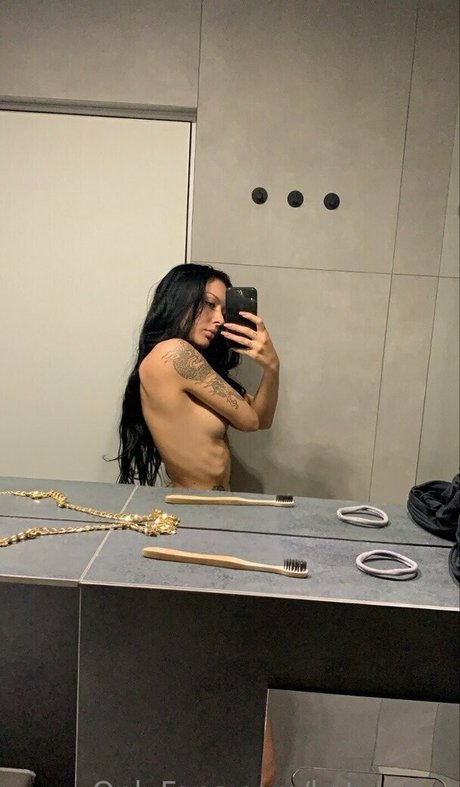 luxury lady exclusive actress pic