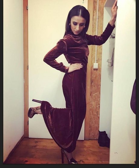 Anita Rani art pornstar galleries
