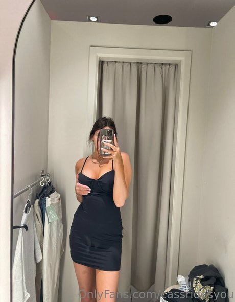 cassridesyou top model image