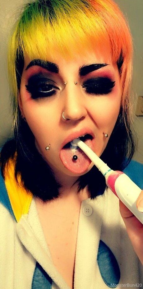monsterbun42 pornstar nice picture