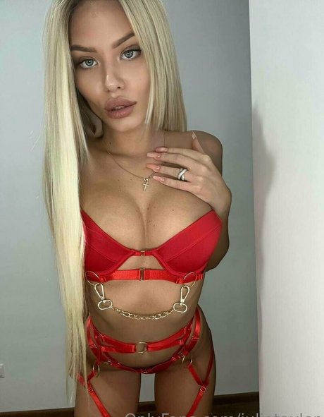 gloryhole wife onlyfans xxx picture