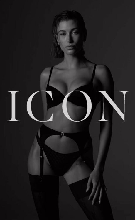 housewife onlyfans sexy nude image