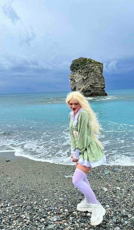 ebony smoking onlyfans porno pics