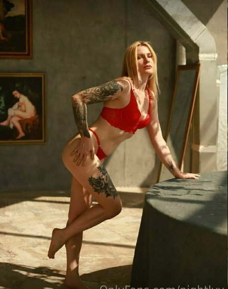 asian piercing onlyfans nudes image