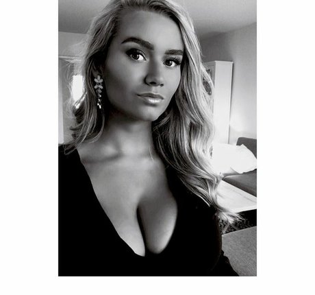 massive tits onlyfans free xxx photo