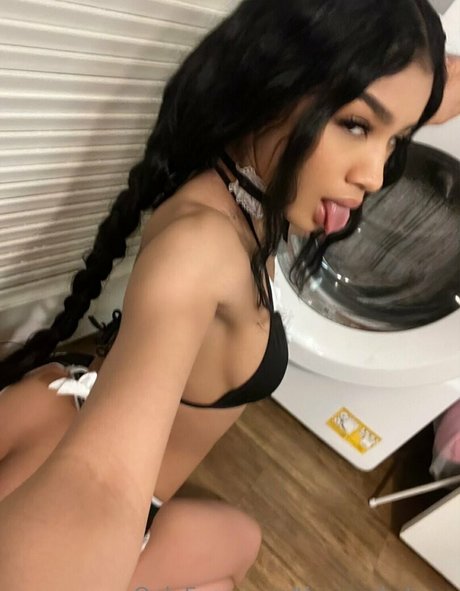 blonde babe onlyfans pornos archive