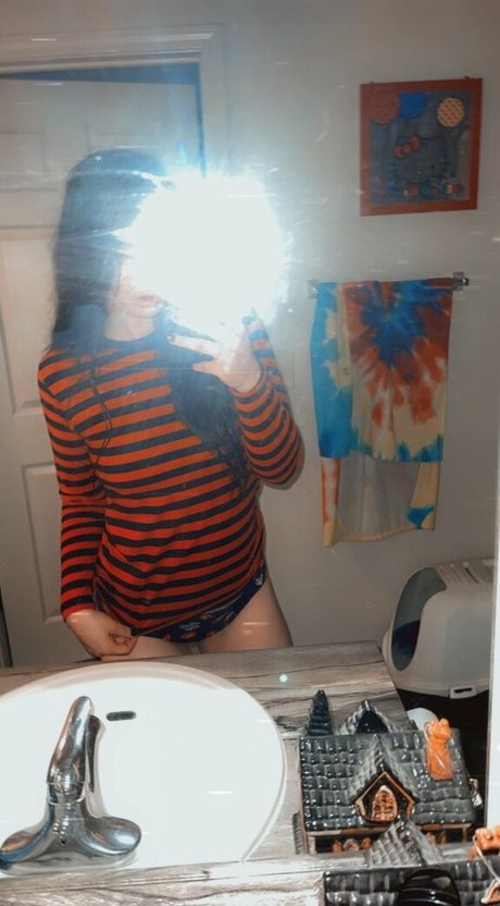 victorialunaarose sex model picture