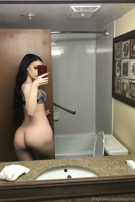 Missrichand erotic star images