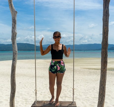 petite teen onlyfans sexy image