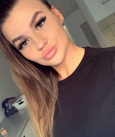 Sarah Slavo high quality star img
