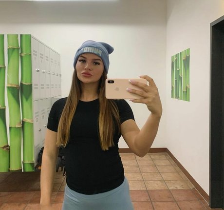 Sarah Slavo pornographic star photos