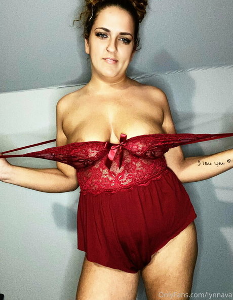 findom onlyfans beautiful naked pic