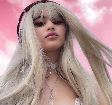 willowsdreaming hd actress img