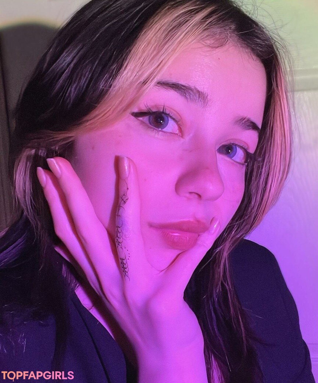 nude ebony onlyfans adult pics