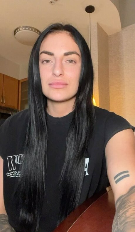 Sonya Deville nice model image