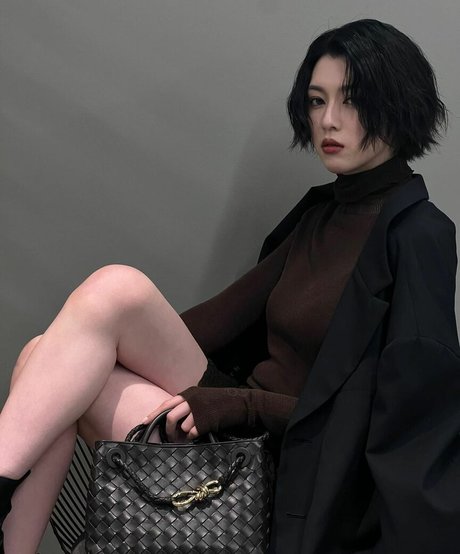 Ayaka Miyoshi nude actress images