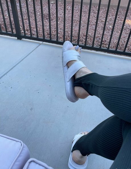 goddessfendi model xxx pictures