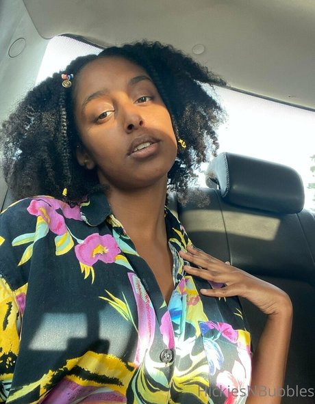 beautiful tits onlyfans free sexy picture