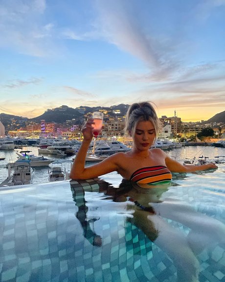 muscular onlyfans sexy nudes pics