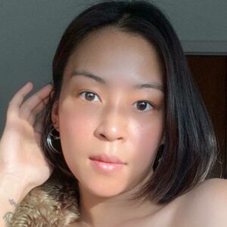 pacharita adult actress image