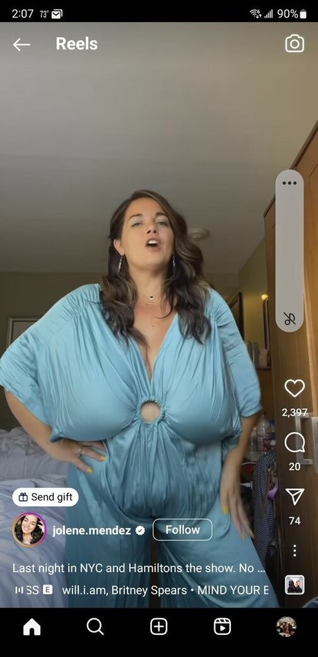 Jolene Mendez pretty star photos