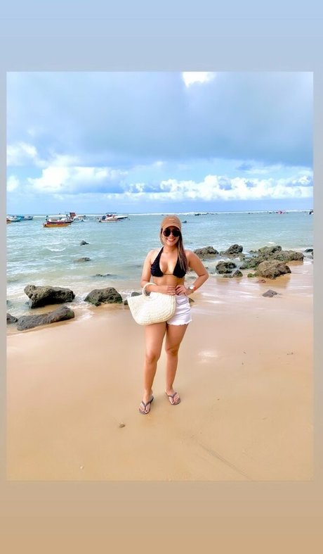 Veronica Vale Belem model hot img