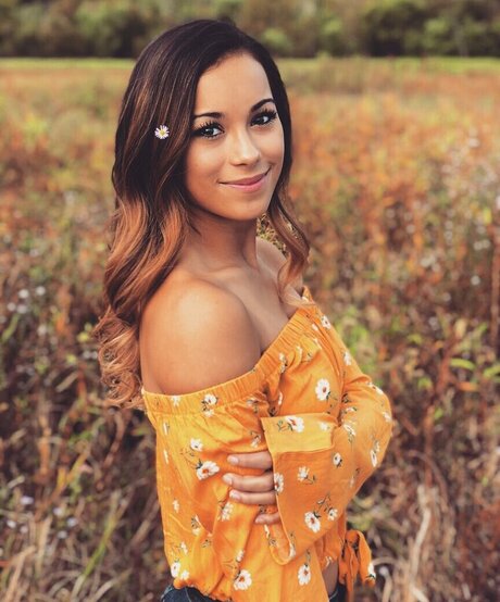 Sexy Cheerleaders pornstar hot photo