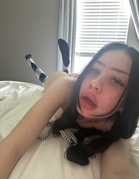 teen footjob onlyfans free porn photo