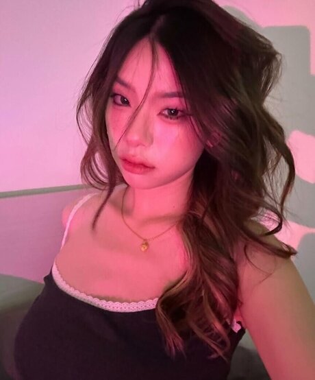 wasawho nudes model picture