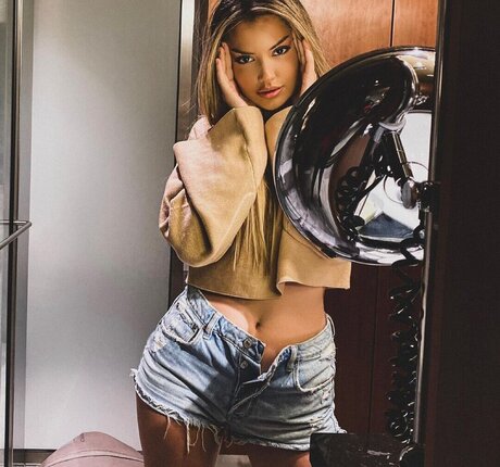 brunette milf onlyfans hot sexy gallery