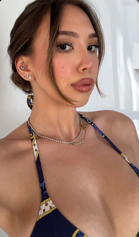 petite teen onlyfans nude pics