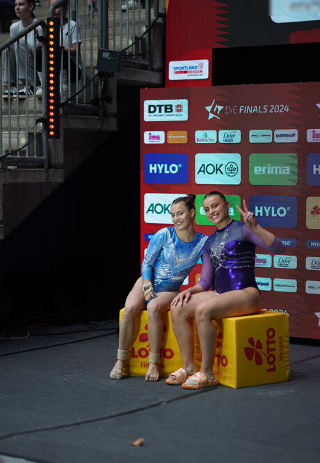 girl on girl onlyfans art nude archive