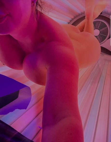 Anita Mil n sexy model archive