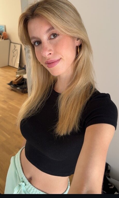 quitelola xxx star image