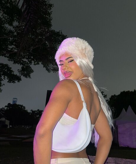 baddiejuu model nice photos