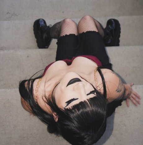 shaved onlyfans exclusive images