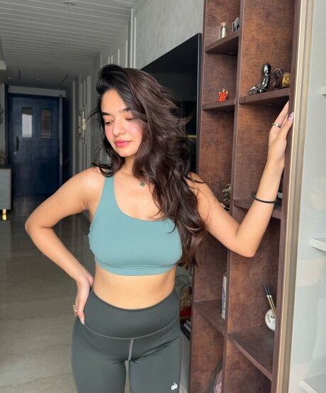 Anushka Sen model pornographic galleries