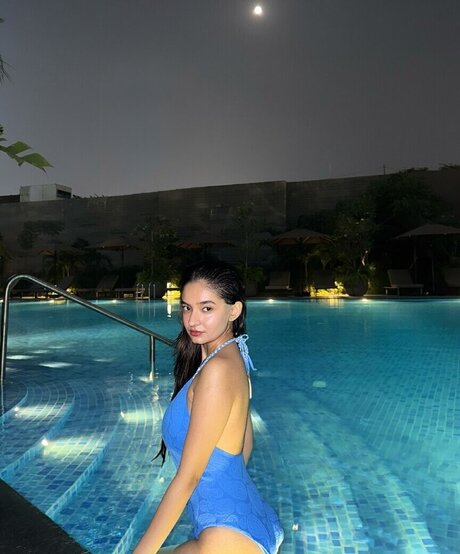 Anushka Sen xxx star img