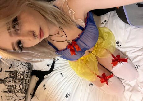 m vlntn__ hd actress images